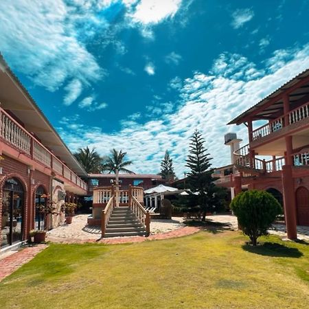Suite Hotel Romanos Playas Exterior photo
